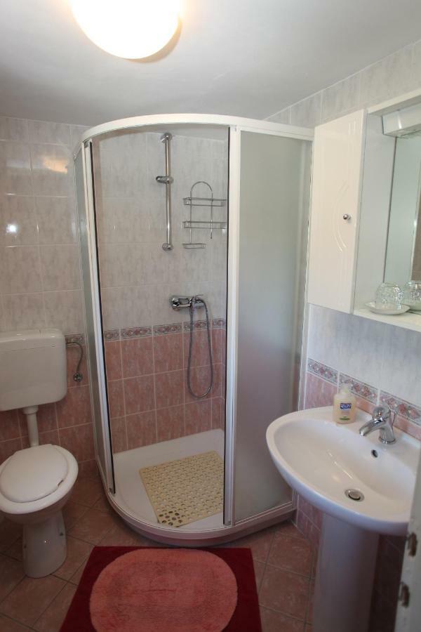 Accommodation Lily Vrana  Luaran gambar