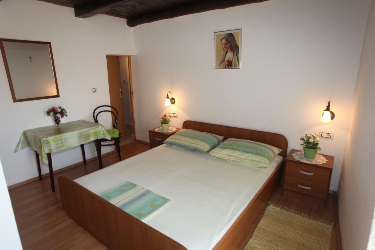 Accommodation Lily Vrana  Luaran gambar